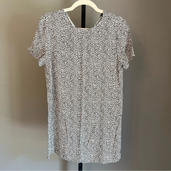 Jenni Kayne Palmer Leopard T-Shirt Dress Small Classic Versatile Minimalist - Picture 1 of 5